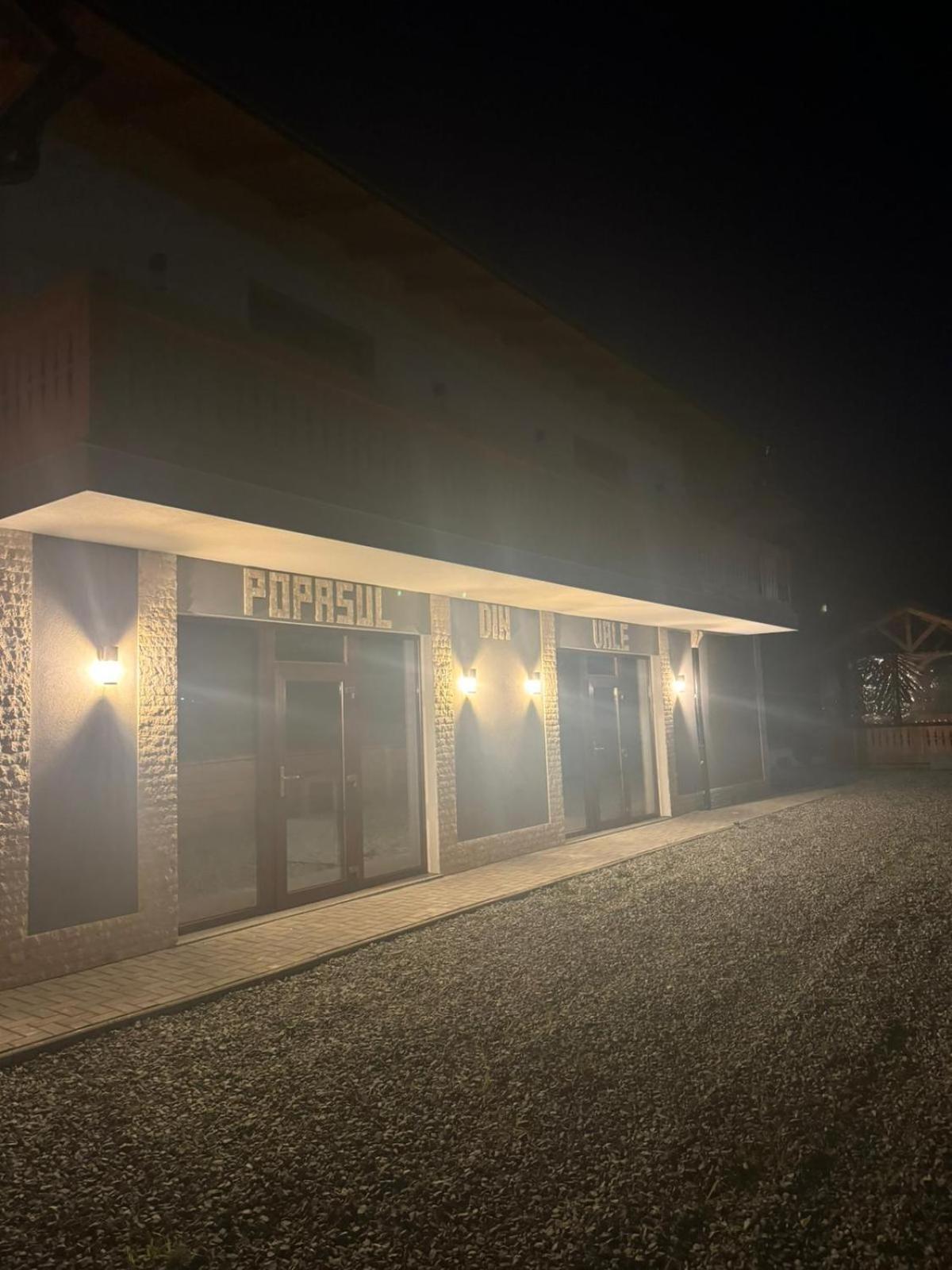 Popasul Din Vale Hotell Moisei Exteriör bild